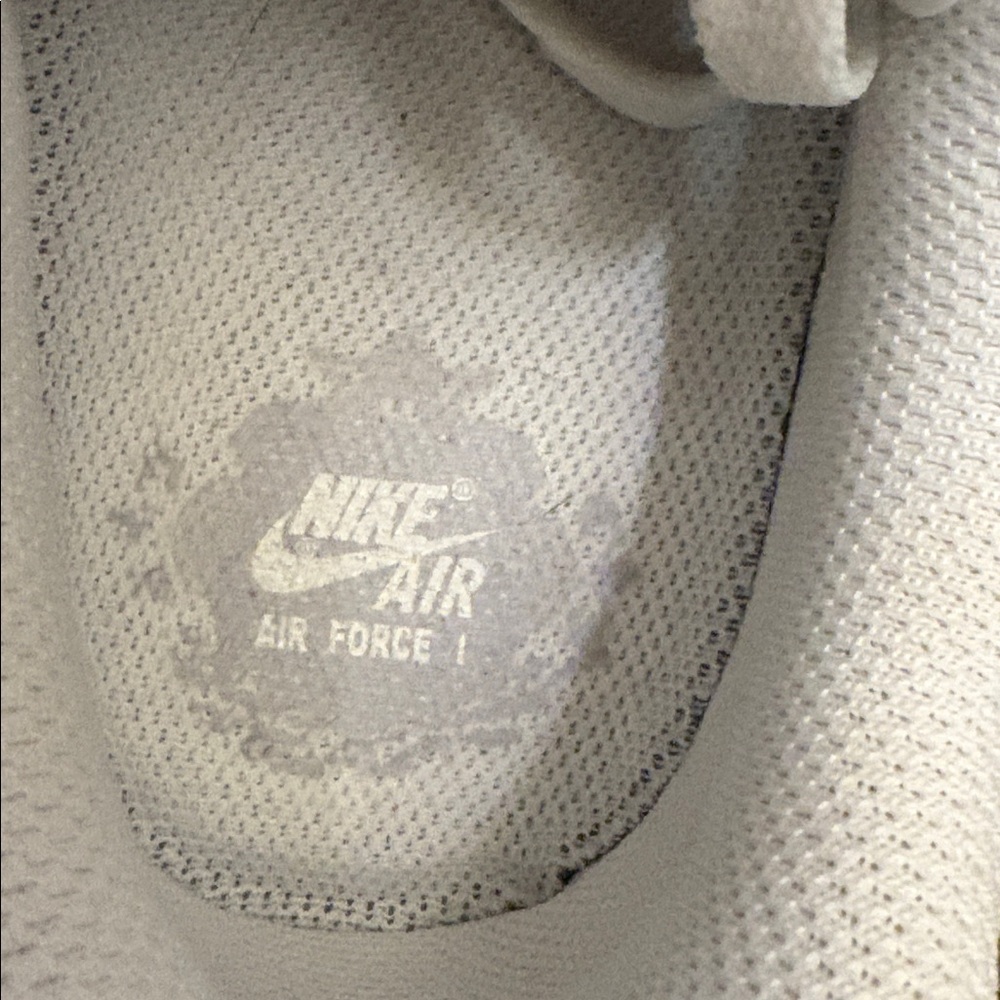 EUC [Nike] Air Force 1 White Athletic Tennis Shoes Sneakers Women’s 8 / Mens 6.5 - Picture 12 of 16